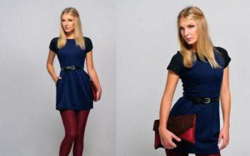 Blue dress with black tights – which ones to wear, which ones are suitable