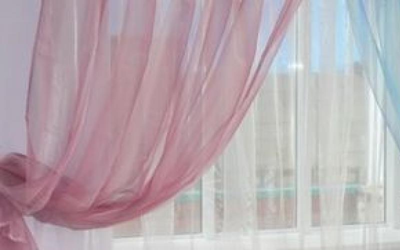 How to properly wash curtains depending on the type of fabric?
