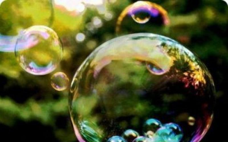 Как сделать нелопающиеся, гигантские мыльные пузыри в домашних условиях своими руками